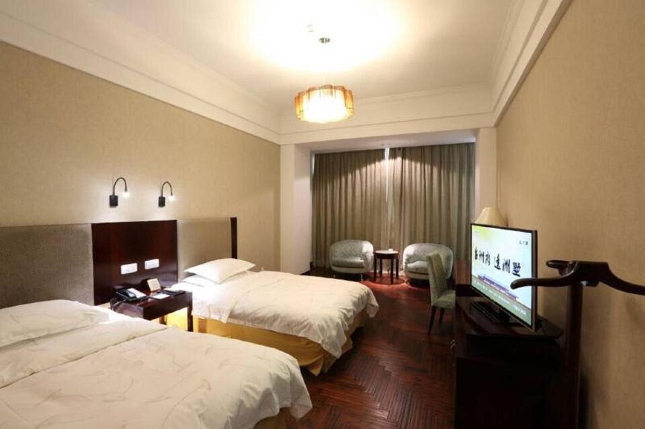 Taizhou Garden Hotel Esterno foto