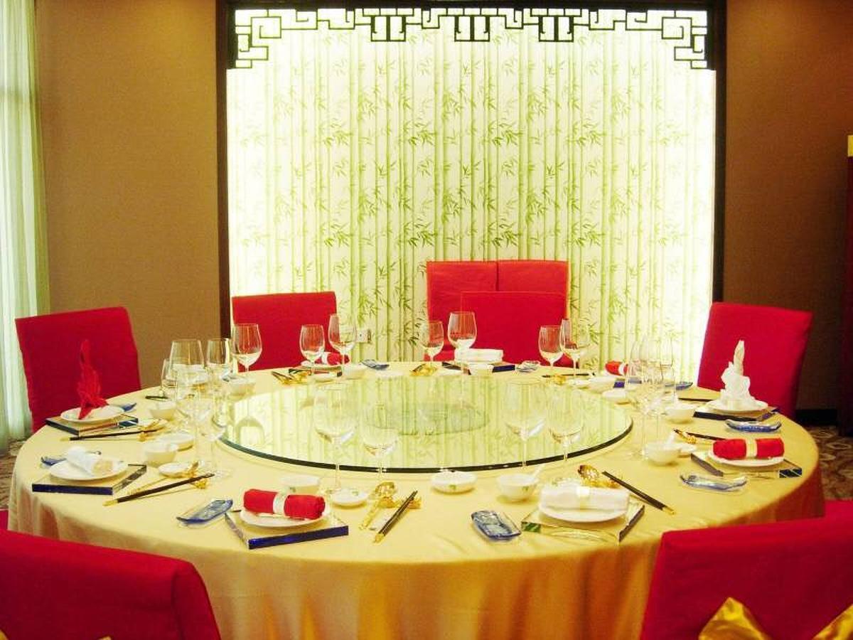 Taizhou Garden Hotel Esterno foto